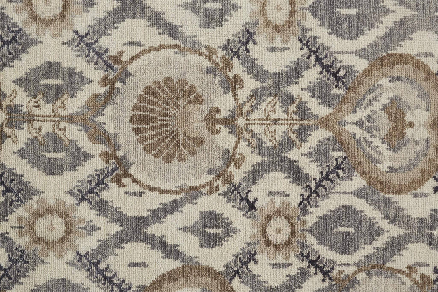 4' X 6' Gray and Ivory Wool Floral Hand Knotted Area Rug