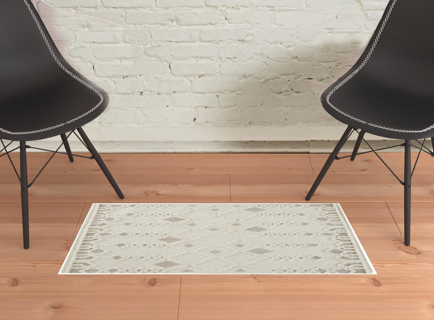 4' X 6' Ivory Tan And Silver Wool Geometric Tufted Handmade Stain